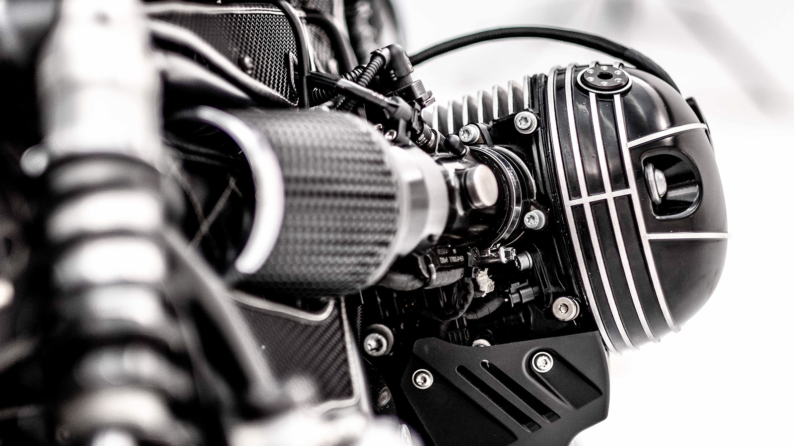 ARES Modena BMW R nineT Scrambler