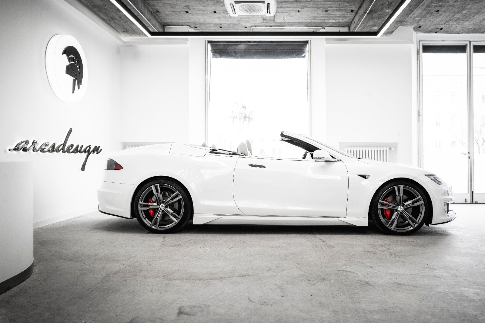 Tesla s new shop design