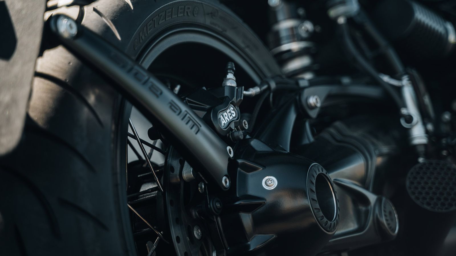 ARES Modena BMW R nineT Bullet