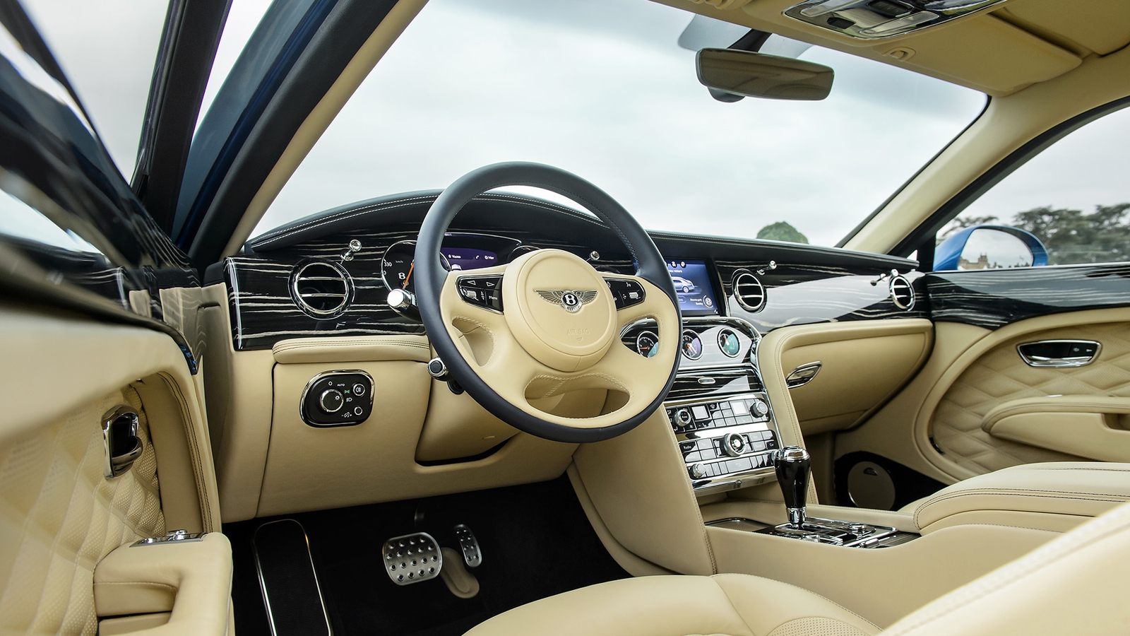 ARES Modena Bentley Mulsanne Coupè