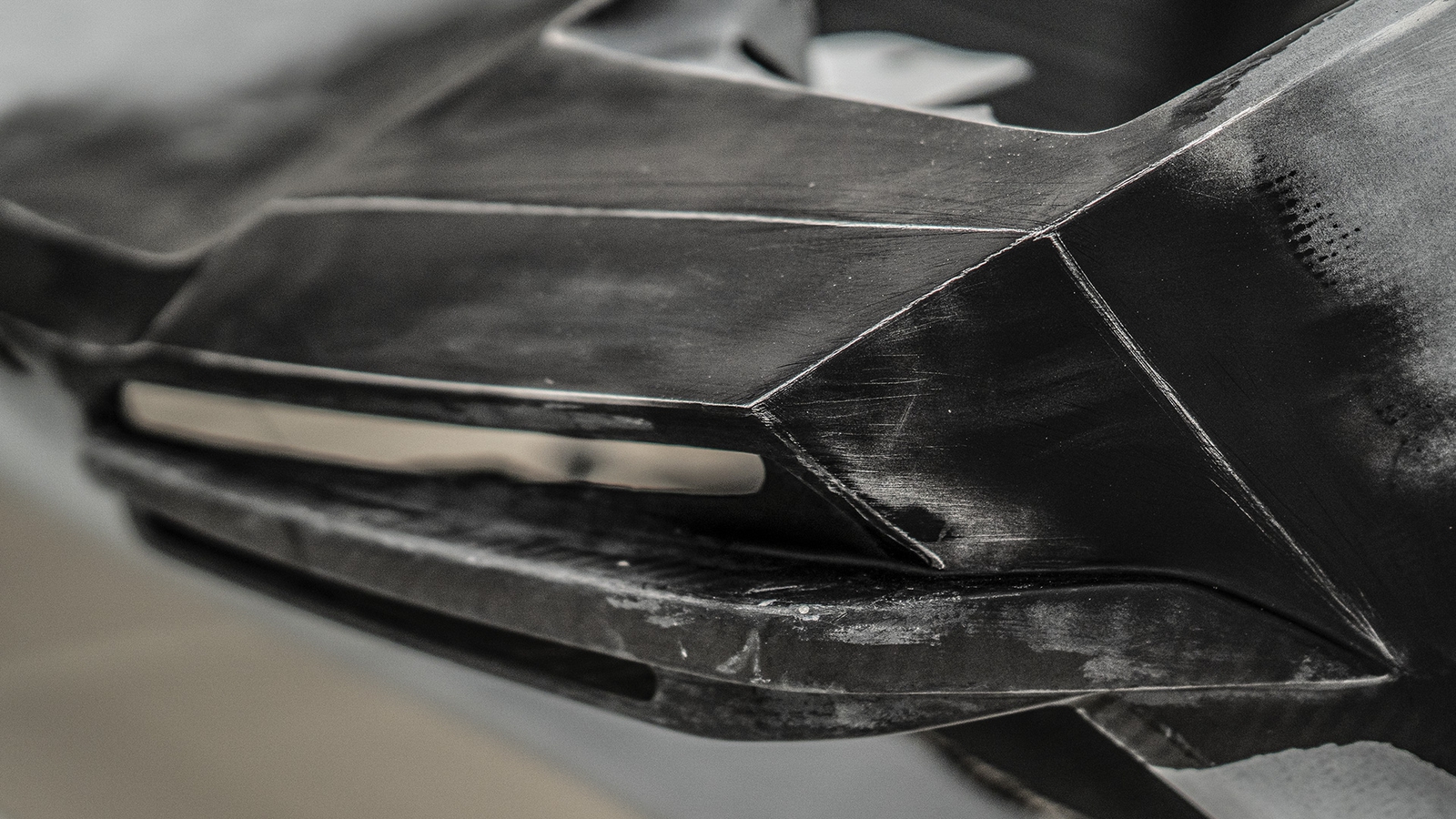 ARES Modena, handcrafting and engineering.